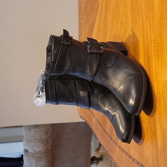 Bootie - Picture 4 of 9